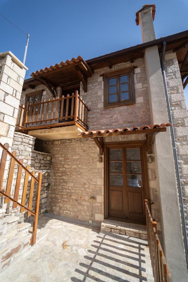 Villa Korfes-Κορφές Τριώροφη Βίλα Για Οικογένειες Και Παρέες Karpenísion Exteriér fotografie