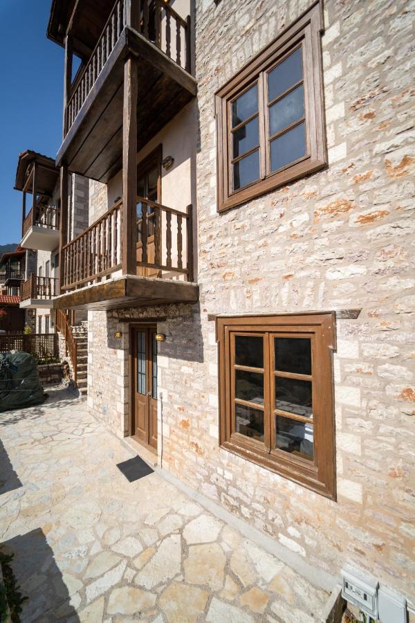 Villa Korfes-Κορφές Τριώροφη Βίλα Για Οικογένειες Και Παρέες Karpenísion Exteriér fotografie